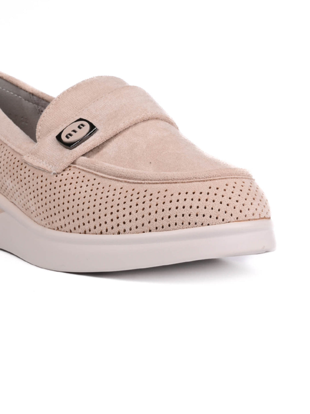 Women Beige Solid Loafers