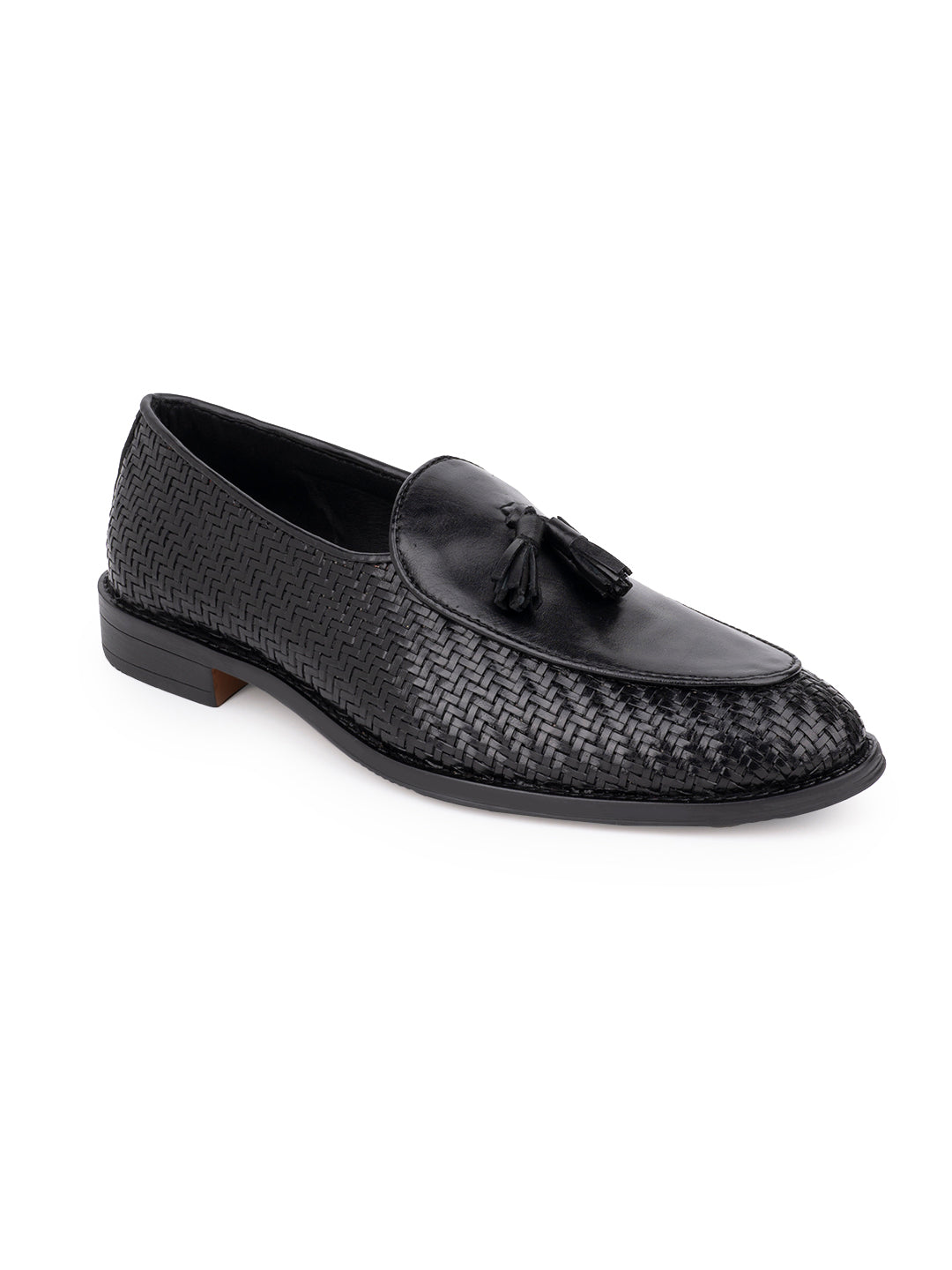 Men Black Solid Loafer