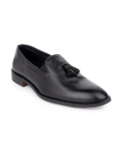 Men Black Solid Loafer