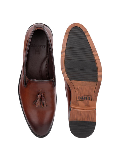 Men Brown Solid Loafer