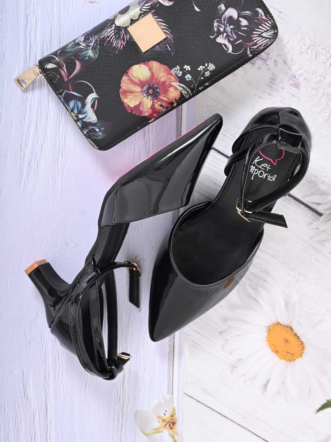 Footwear, Women Footewear, Black Pumps