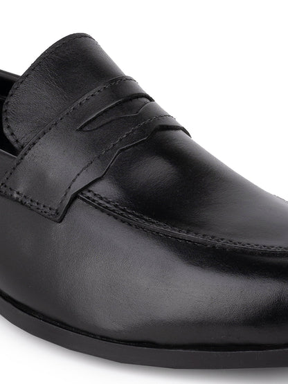 Men BLACK Solid Loafers