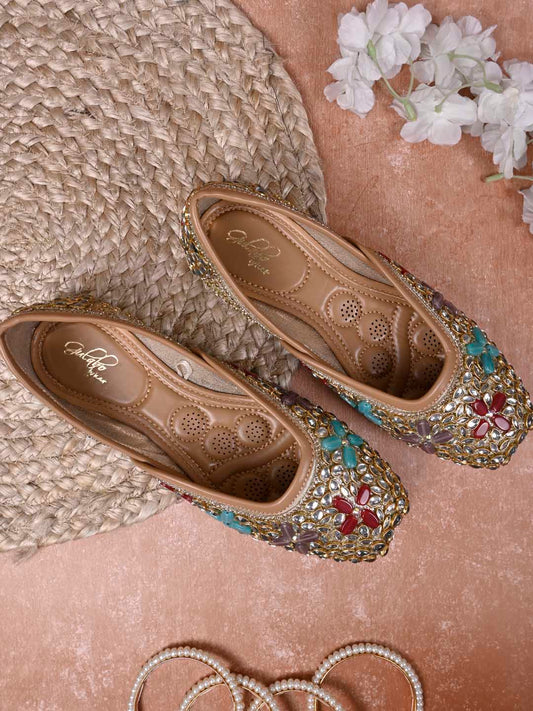 Women, Women Footwear, Golden Mojaris