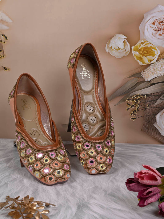 Women, Women Footwear, Pink Mojaris