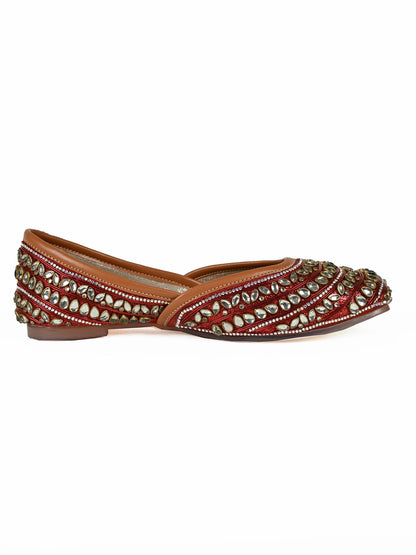 Women, Women Footwear, Maroon Mojaris