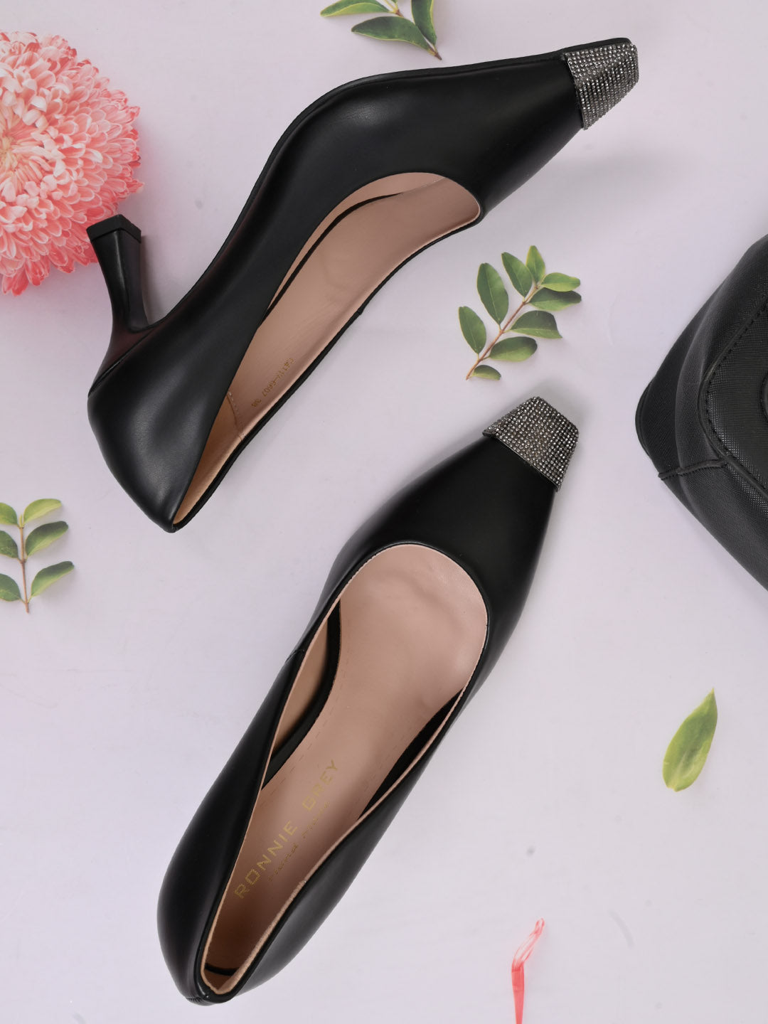 Women, Women Footwear, Black Pumps