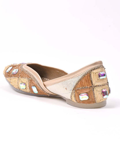 Women, Women Footwear, Golden Mojaris