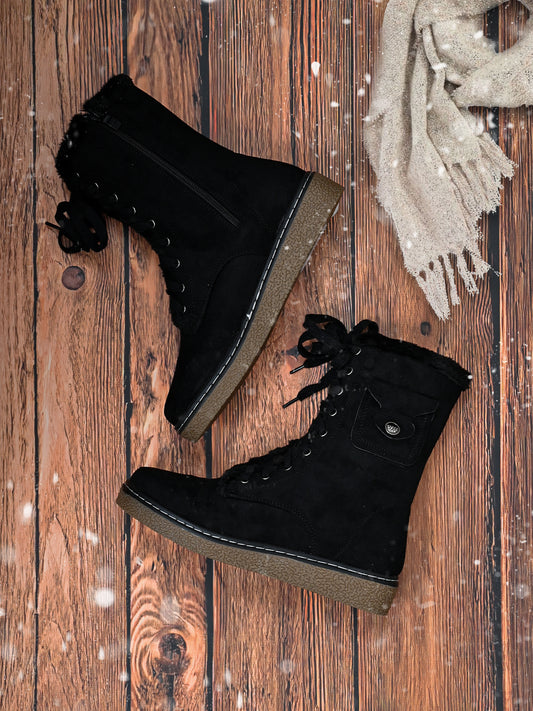 Women Black Solid Mid-Top Boots