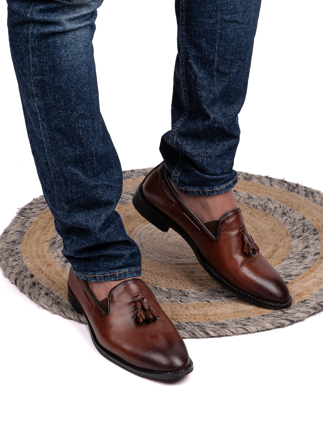 Men Brown Solid Loafer