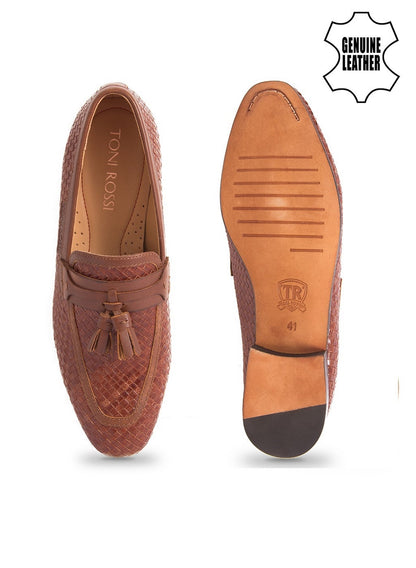 Men Tan Woven Design Loafers