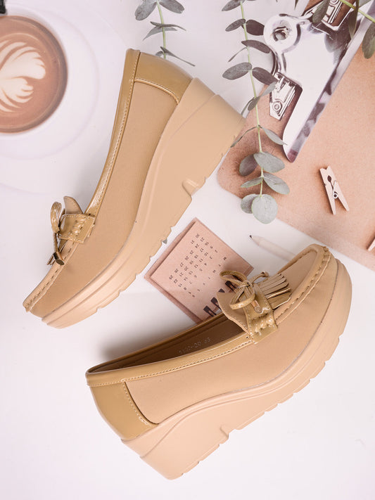 Women, Women Footwear, Beige Loafers