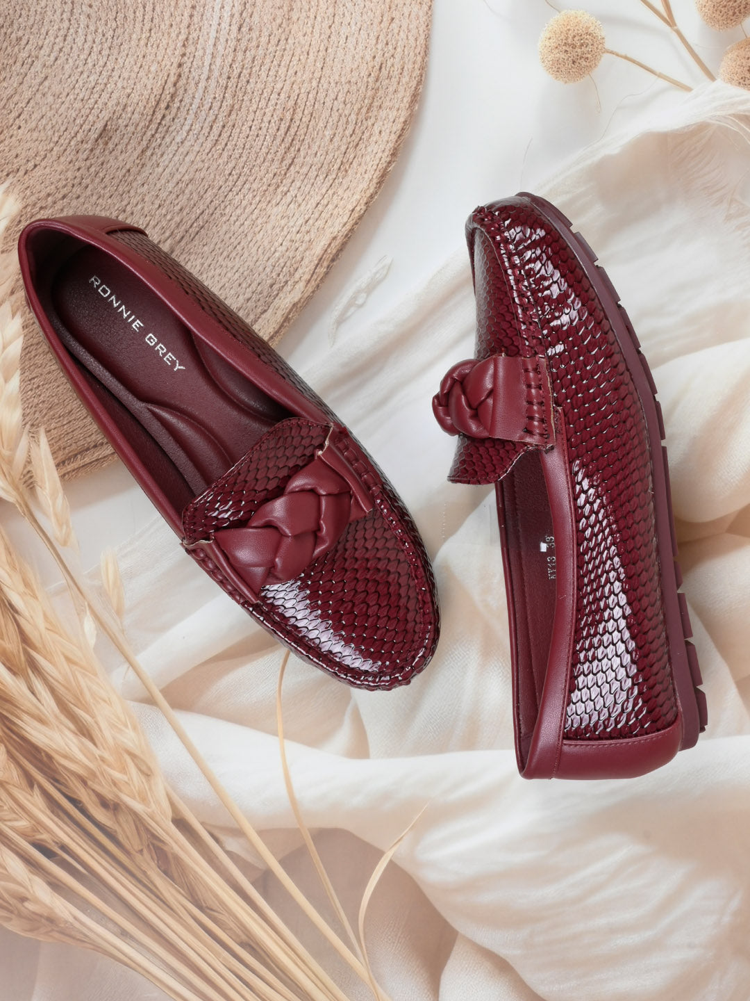 Women, Women Footwear, Maroon Loafers