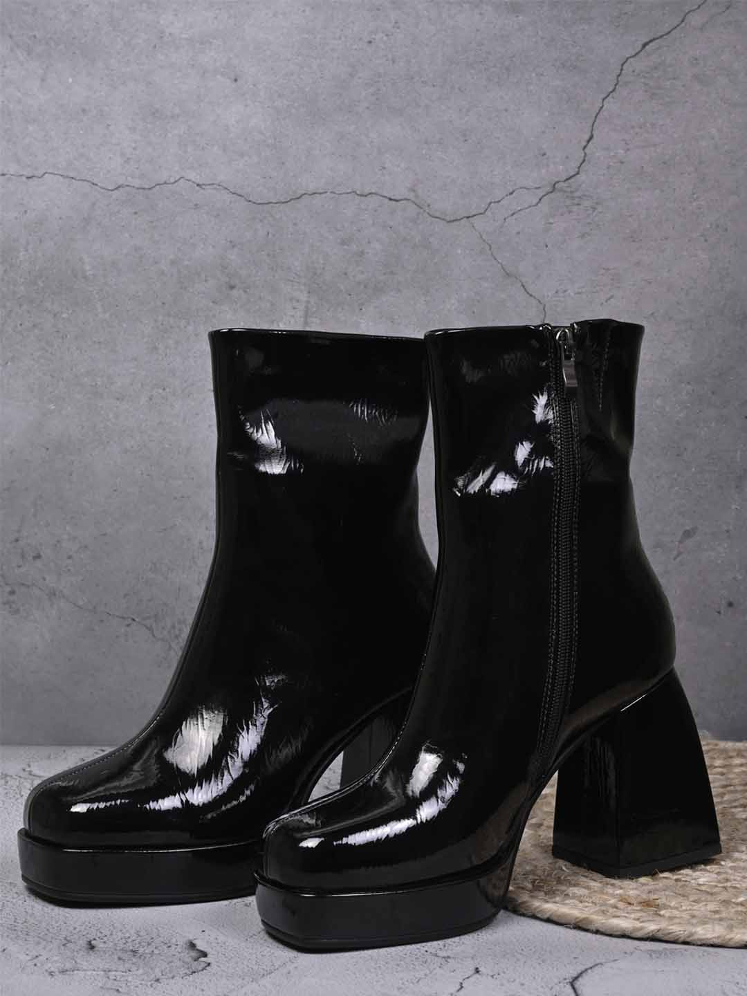 Women, Women Footwear, Black Boots