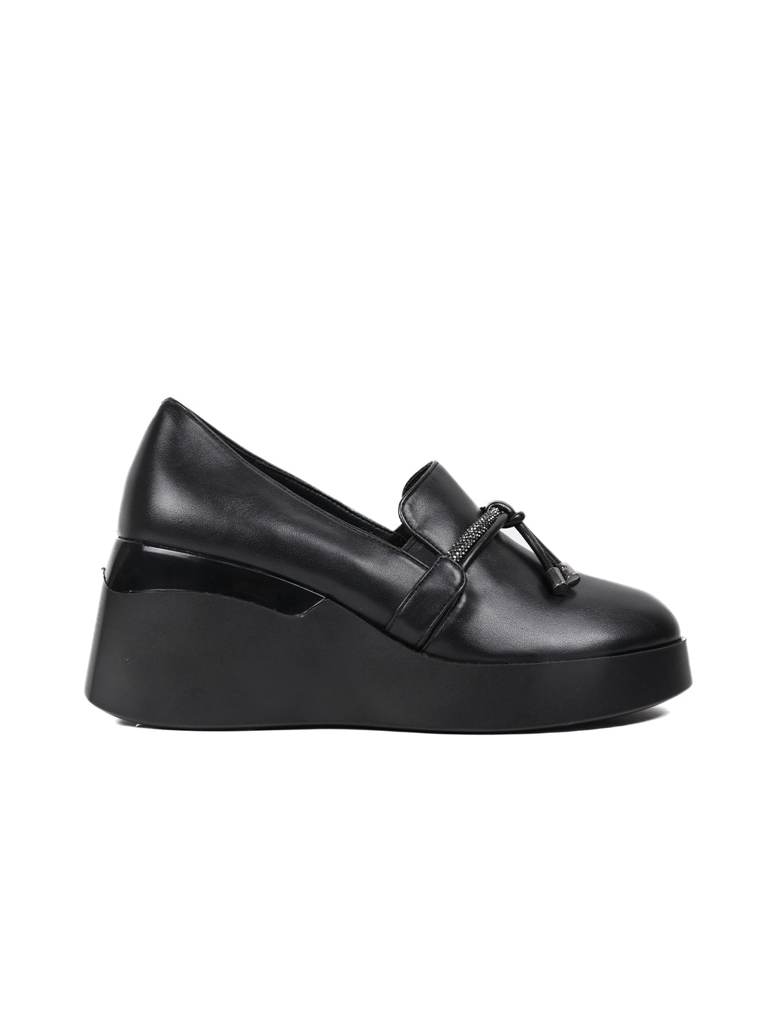 Women, Women Footwear, Black Loafers