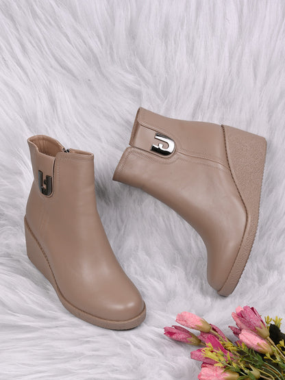 Women, Women Footwear, Khaki Boots