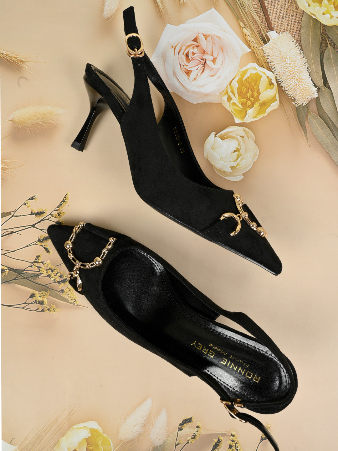 Women, Women Footwear, Black Pumps