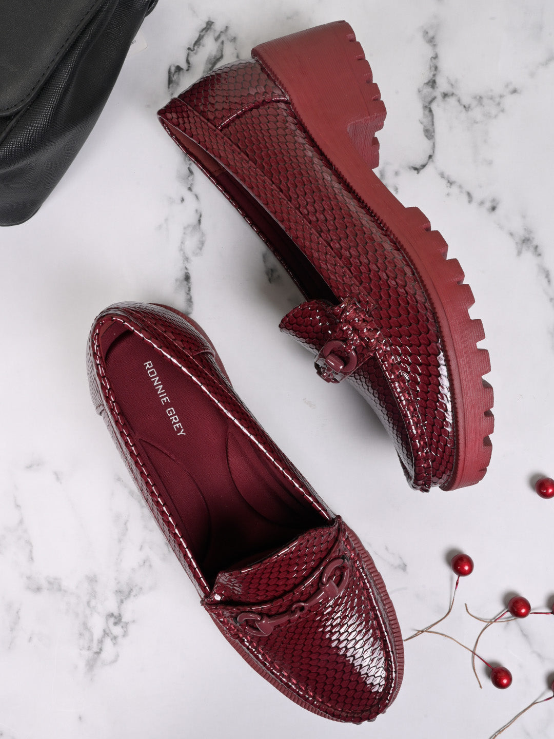 Women, Women Footwear, Maroon Loafers