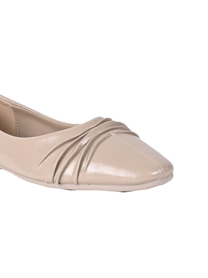 Women Beige Solid Ballerinas