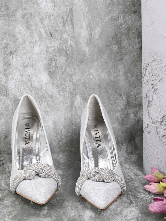 Women, Women Footwear, Silver Pumps