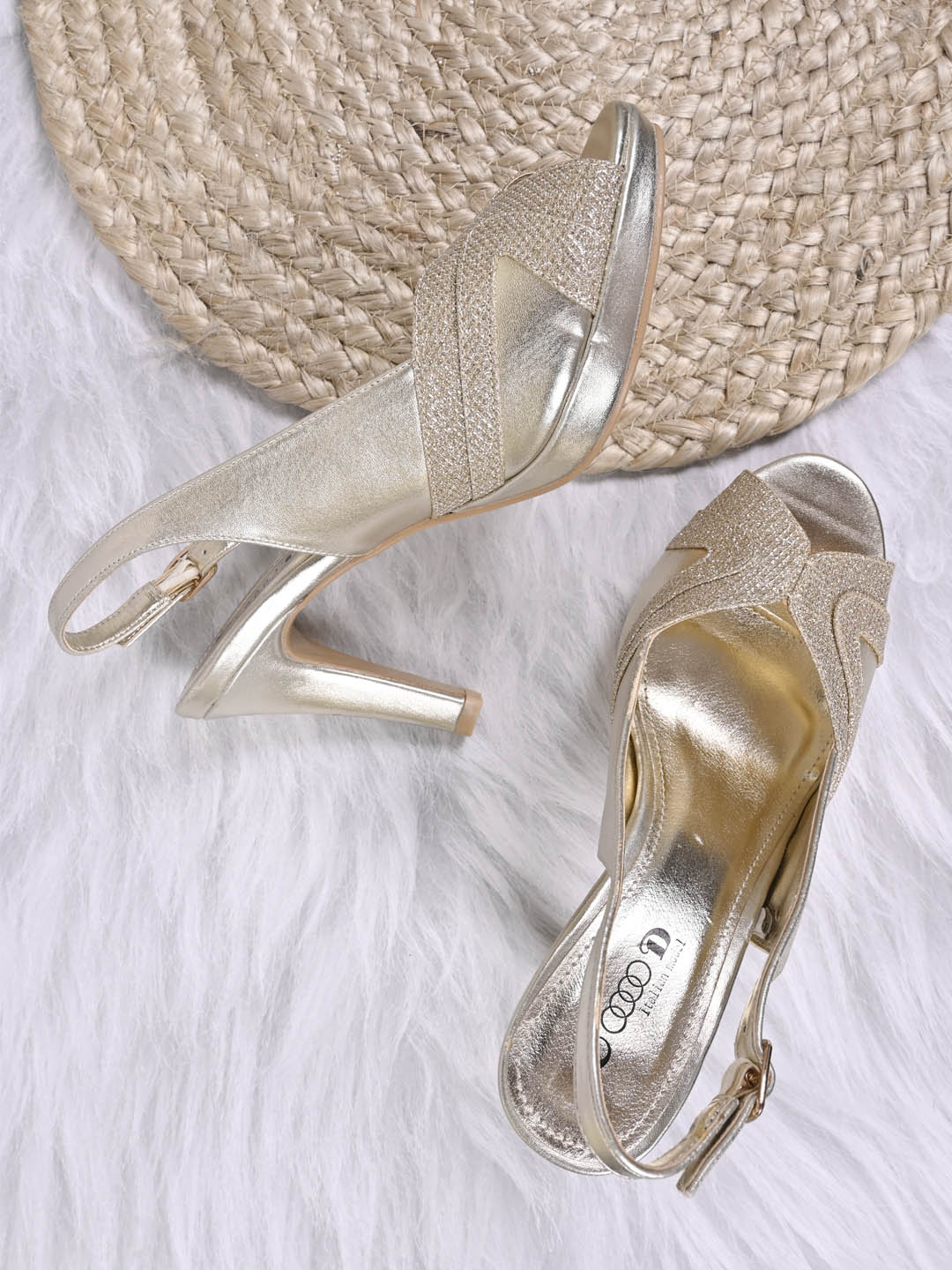 Women, Women Footwear, Gold Sandal