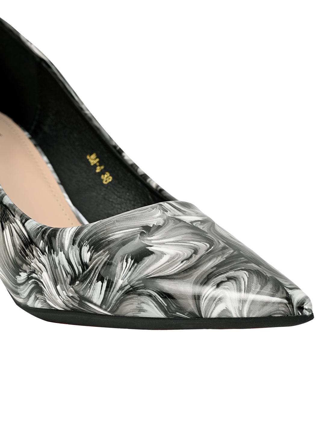 Women Black Printed Pumps