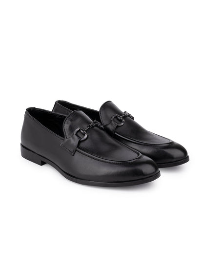 Men BLACK Solid Loafers