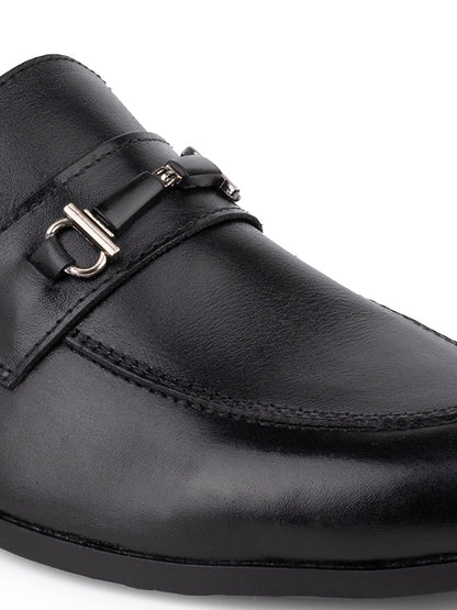 Men BLACK Solid Loafers