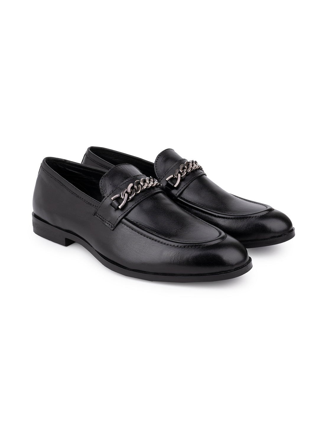 Men BLACK Solid Loafers