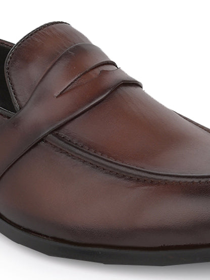 Men Brown Solid Loafers