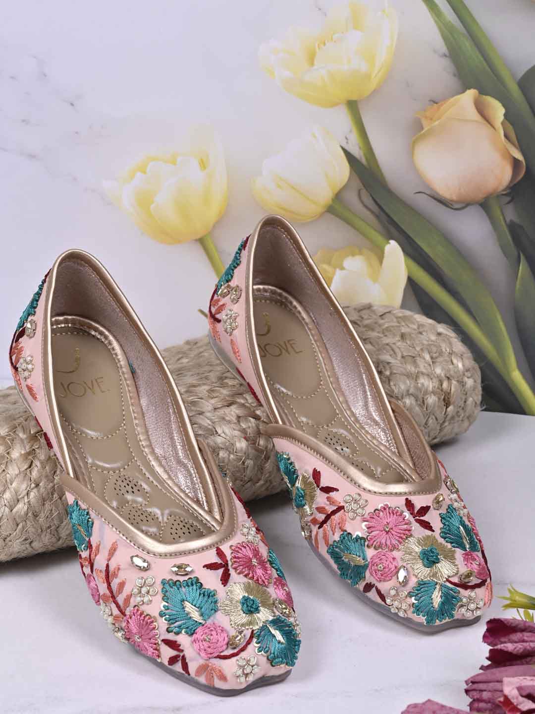 Women, Women Footwear, Pink Mojaris