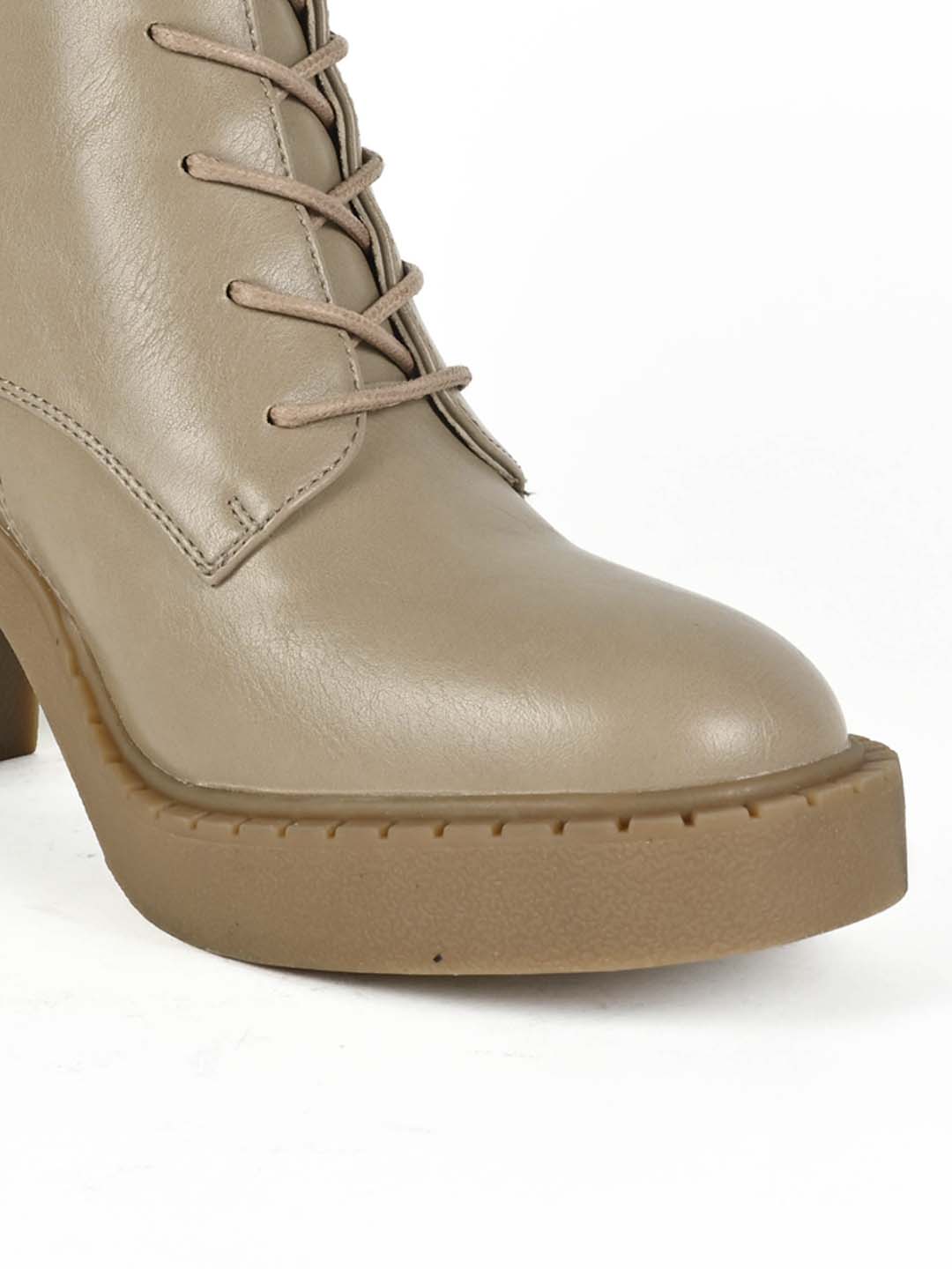 Women, Women Footwear, Beige Boots